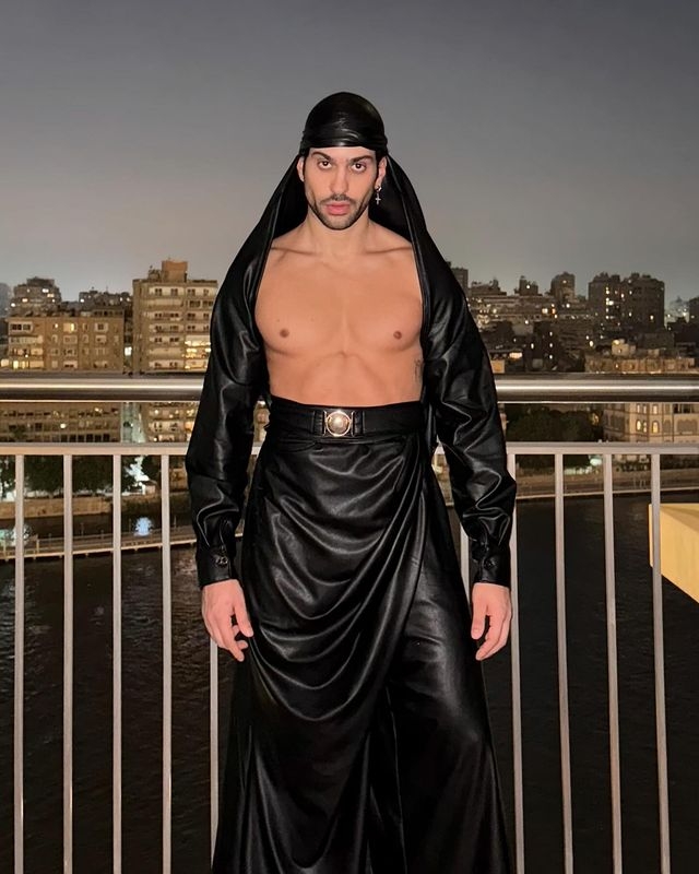 MAHMOOD TURNS HEADS IN CAIRO IN CUSTOM FW24 TRASHY CLOTHING TRASHY CLOTHING AutrementPR